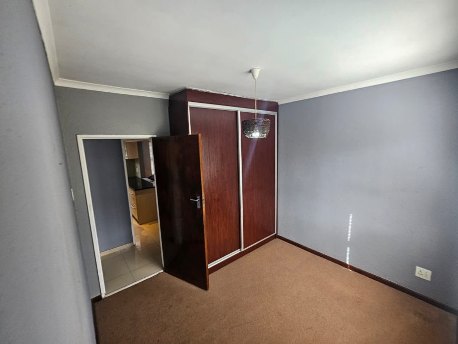 To Let 3 Bedroom Property for Rent in Morgenster Western Cape